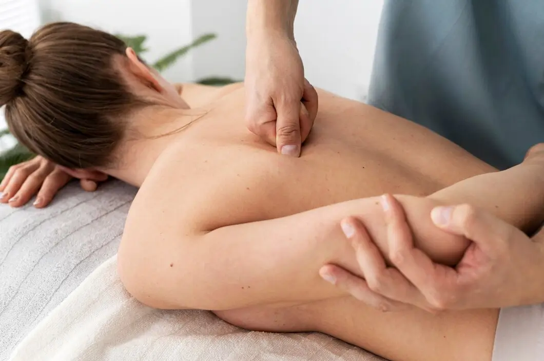 chiropractic massage