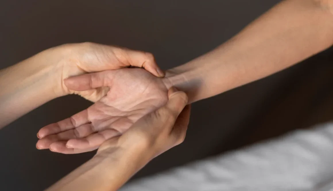 does massage help arthritis
